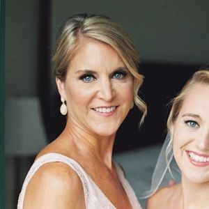 Meet your Posher, Holly